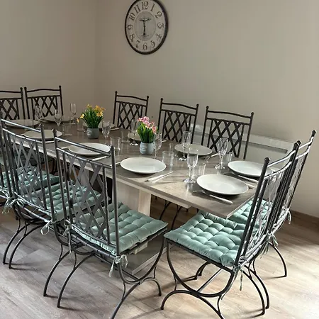 Les Glaneuses - 2 En Centre Bourg De 4 A 10 Personnes A 3 Min Du Puy Dufou Apartment