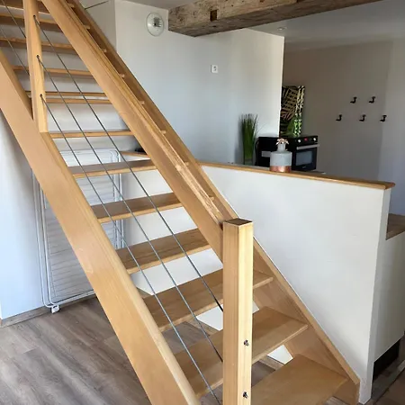 Apartment Les Glaneuses - 2 En Centre Bourg De 4 A 10 Personnes A 3 Min Du Puy Dufou Les Épesses