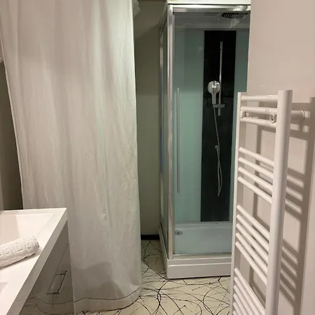 Apartment Les Glaneuses - 2 En Centre Bourg De 4 A 10 Personnes A 3 Min Du Puy Dufou *