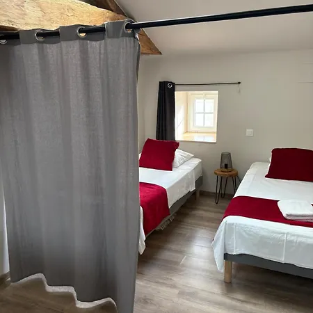 Appartement Les Glaneuses - 2 En Centre Bourg De 4 A 10 Personnes A 3 Min Du Puy Dufou