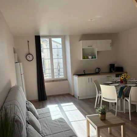 Appartement Les Glaneuses - 2 En Centre Bourg De 4 A 10 Personnes A 3 Min Du Puy Dufou