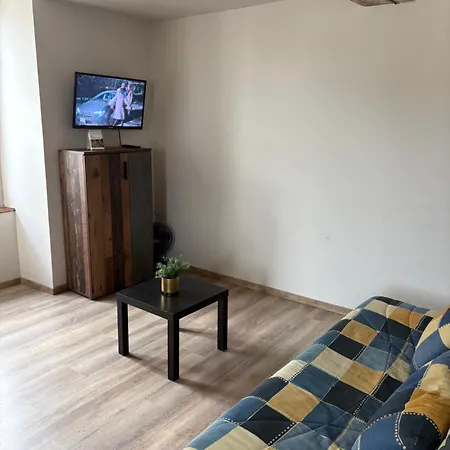Les Glaneuses - 2 En Centre Bourg De 4 A 10 Personnes A 3 Min Du Puy Dufou Appartement *