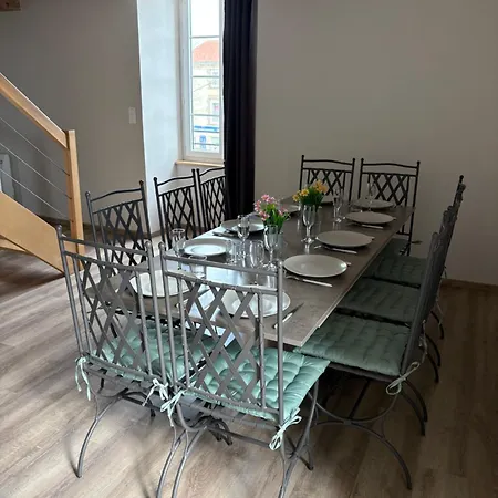 Les Glaneuses - 2 En Centre Bourg De 4 A 10 Personnes A 3 Min Du Puy Dufou Appartement Les Épesses