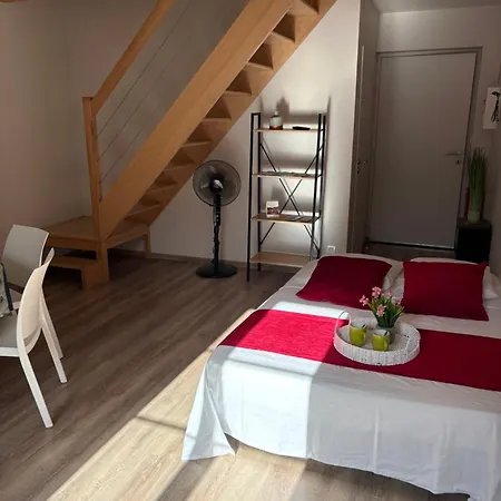 Appartement Les Glaneuses - 2 En Centre Bourg De 4 A 10 Personnes A 3 Min Du Puy Dufou *