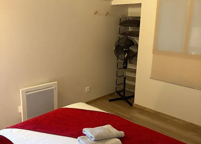 Les Glaneuses - 2 En Centre Bourg De 4 A 10 Personnes A 3 Min Du Puy Dufou Les Épesses