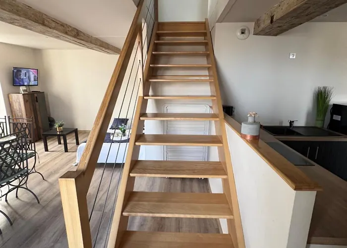 Les Glaneuses - 2 En Centre Bourg De 4 A 10 Personnes A 3 Min Du Puy Dufou Апартаменты