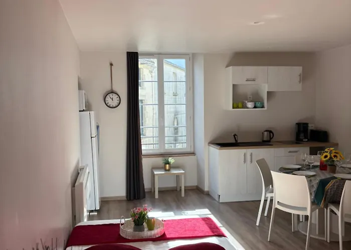 Les Glaneuses - 2 En Centre Bourg De 4 A 10 Personnes A 3 Min Du Puy Dufou *