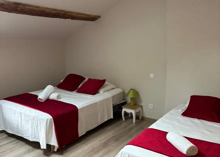 Les Glaneuses - 2 En Centre Bourg De 4 A 10 Personnes A 3 Min Du Puy Dufou Апартаменты *