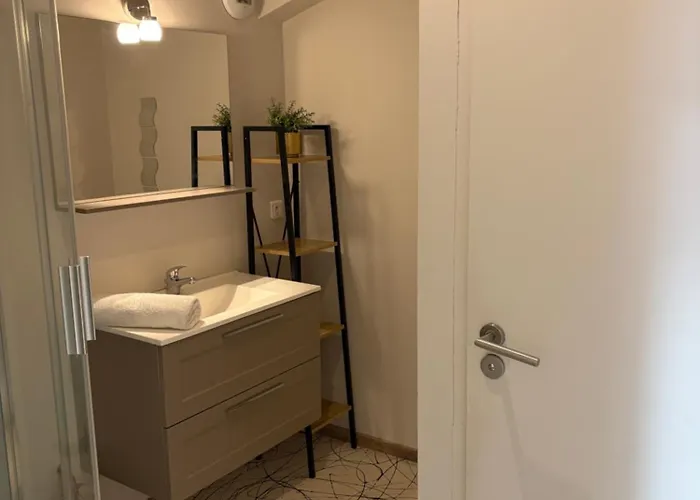 Les Glaneuses - 2 En Centre Bourg De 4 A 10 Personnes A 3 Min Du Puy Dufou